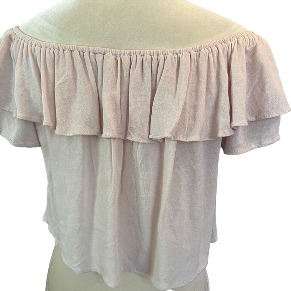 Off the shoulder Cream Blouse W/ Embroidered Flowers Hem & Mesh - Picture 5 of 7